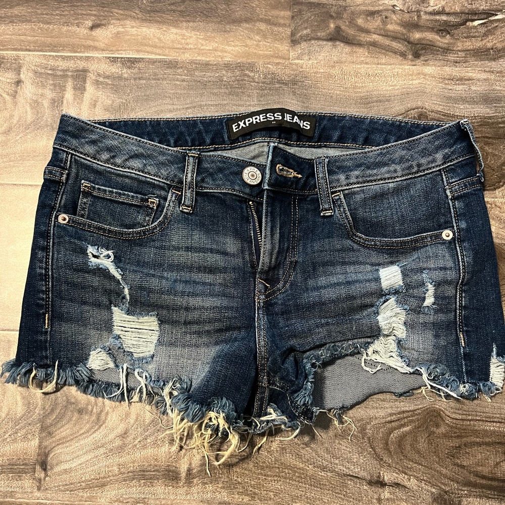 Shorty low rise jean shorts